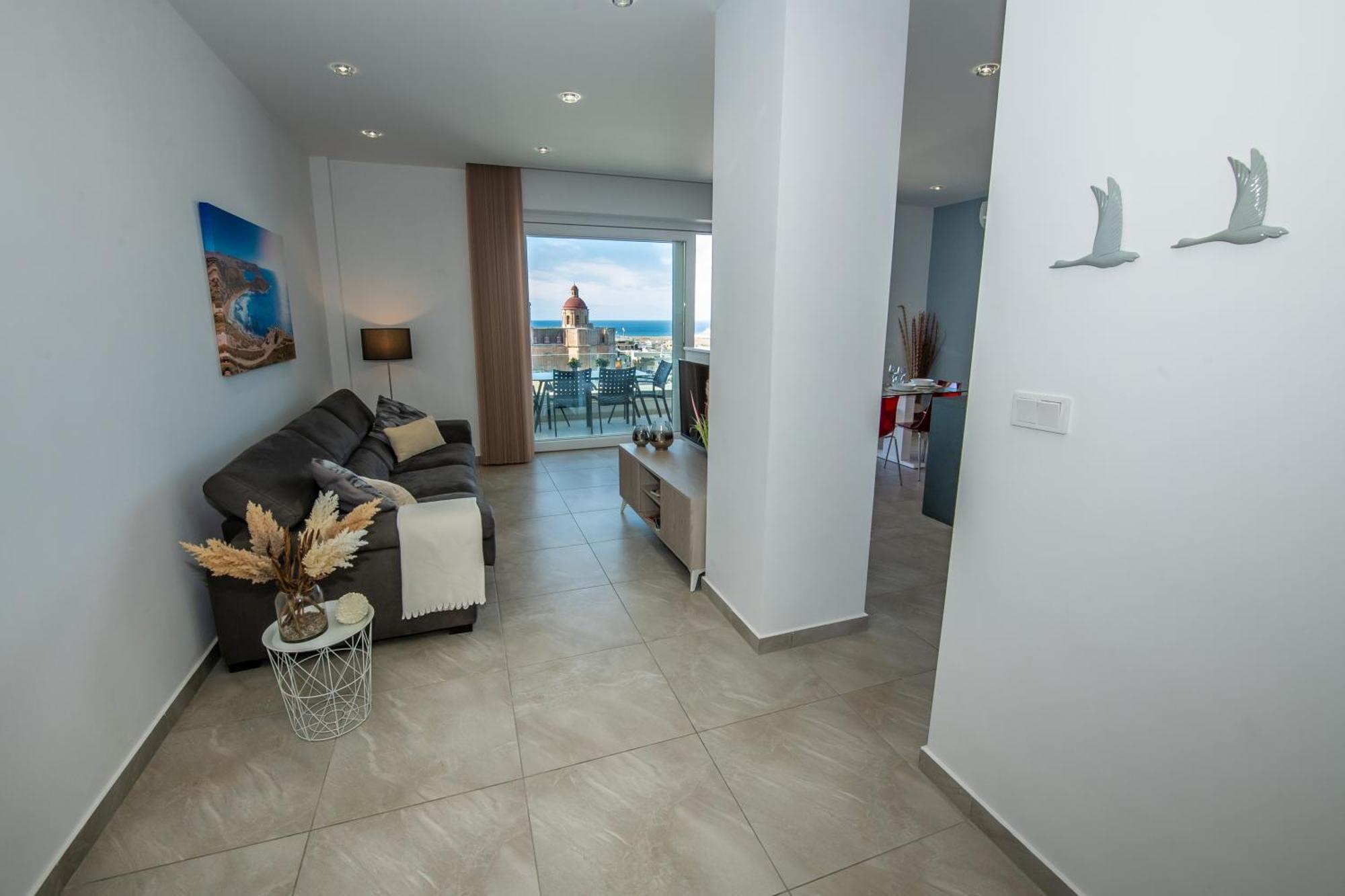 Clifftop Modern Apartment Меллиеха Экстерьер фото