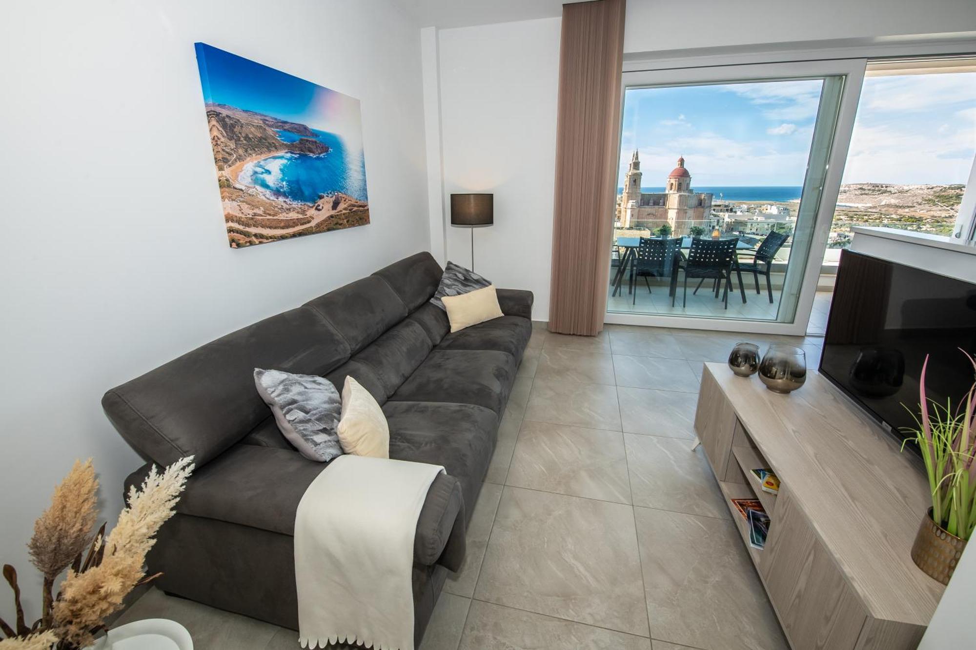 Clifftop Modern Apartment Меллиеха Экстерьер фото